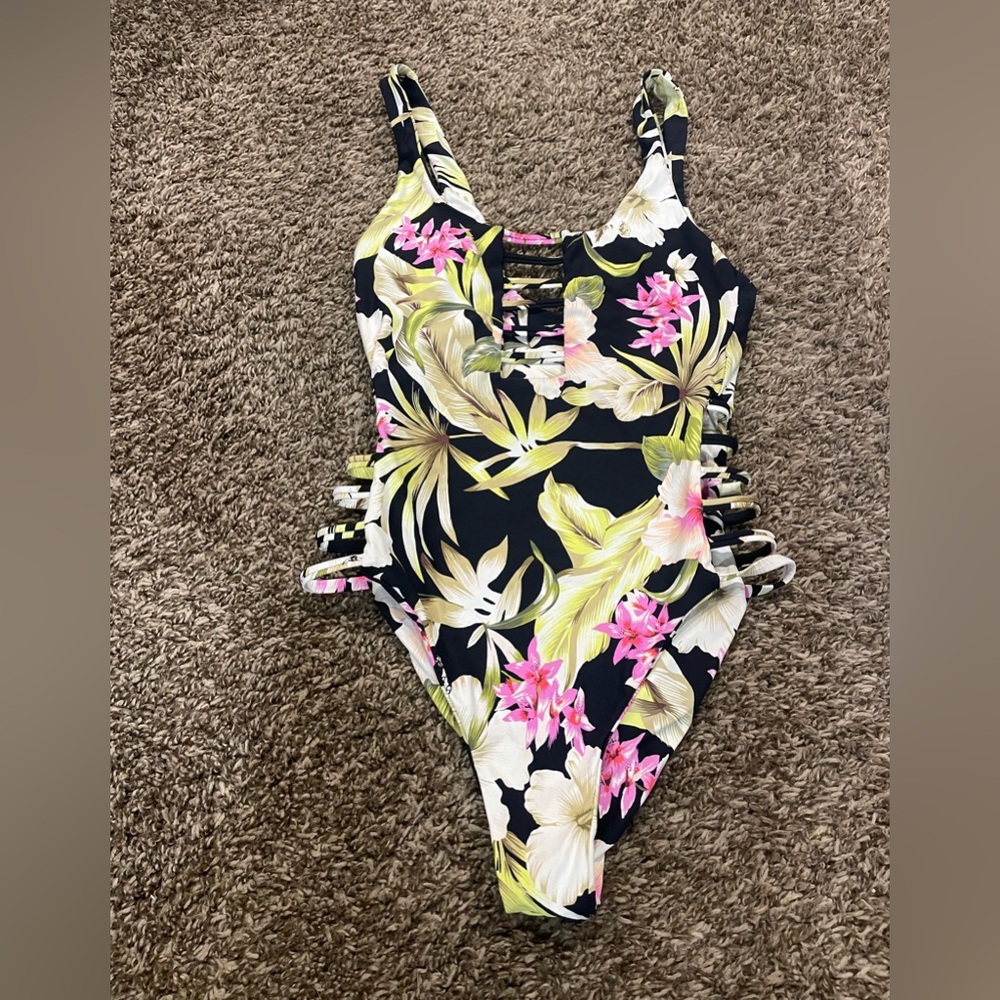 Women’s Volcom Shore Can One Piece Swimsuit